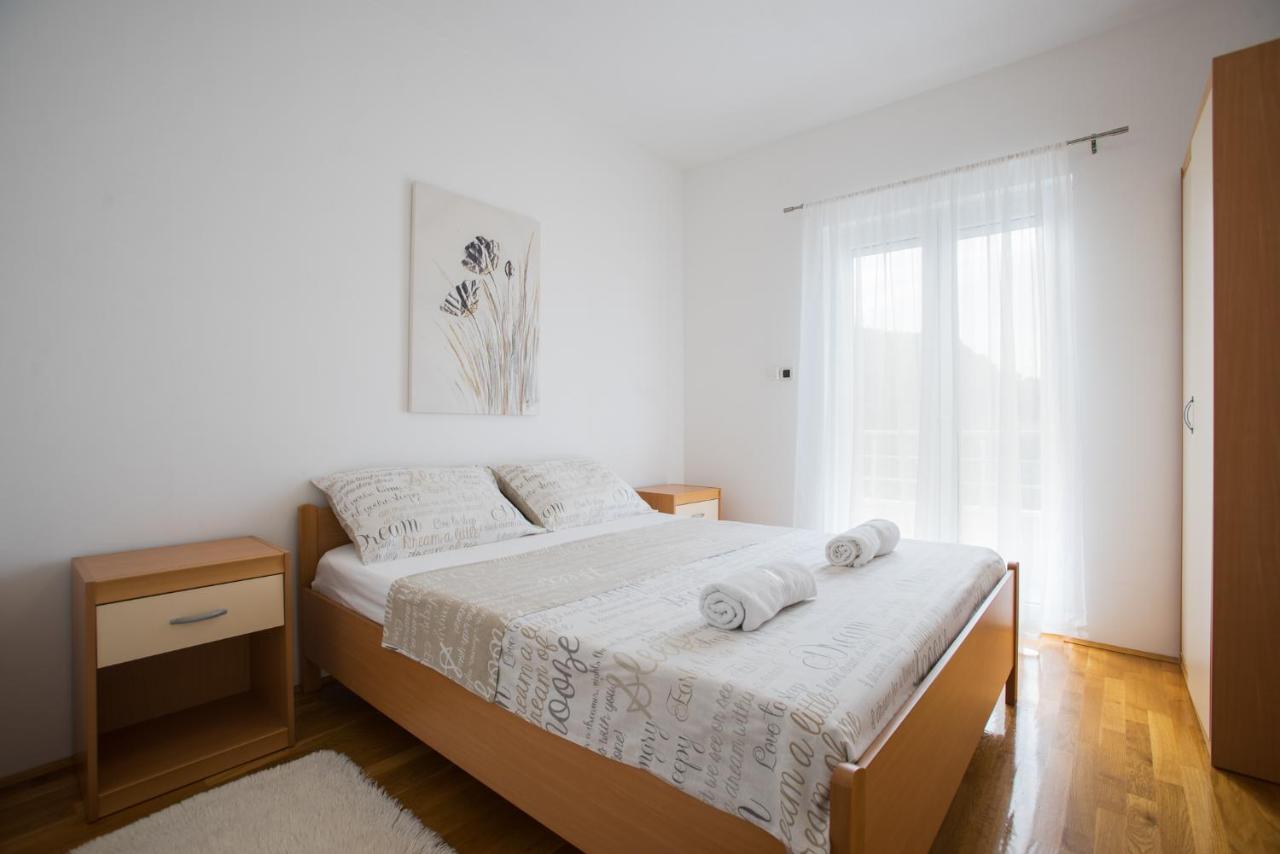 Apartment Toma Podstrana Kültér fotó